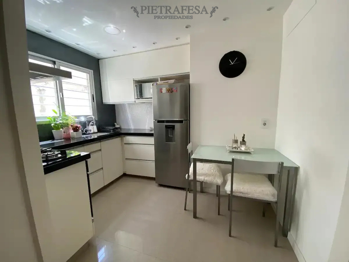 Apartamento en alquiler, 2 dormitorios, 1 baño. Amueblado. Punta Carretas. · Foto 5