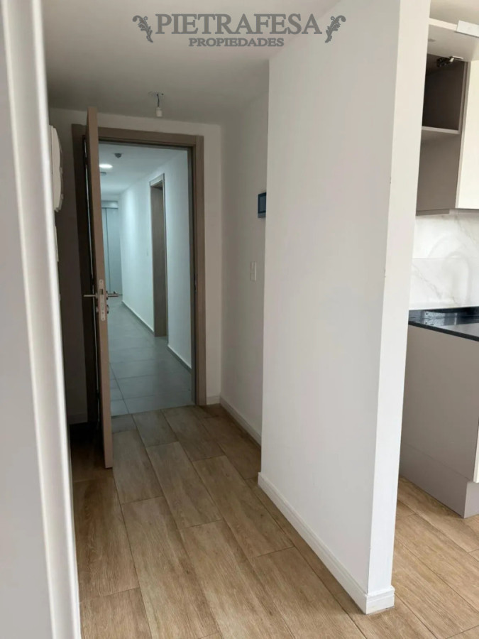 Apartamento en alquiler, 1 dormitorio, 1 baño, patio. Cordón. · Foto 12