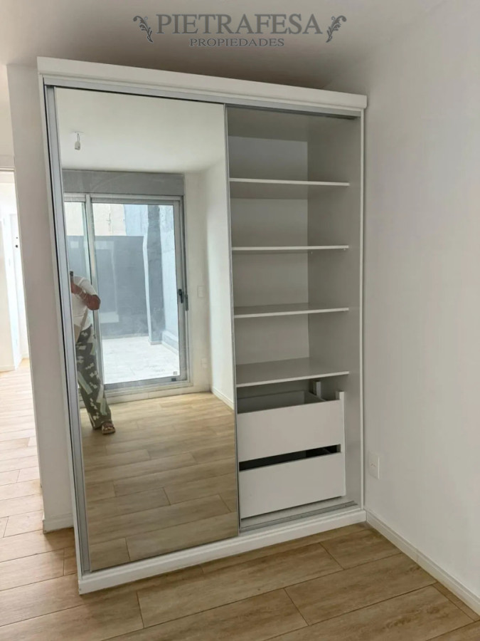 Apartamento en alquiler, 1 dormitorio, 1 baño, patio. Cordón. · Foto 11