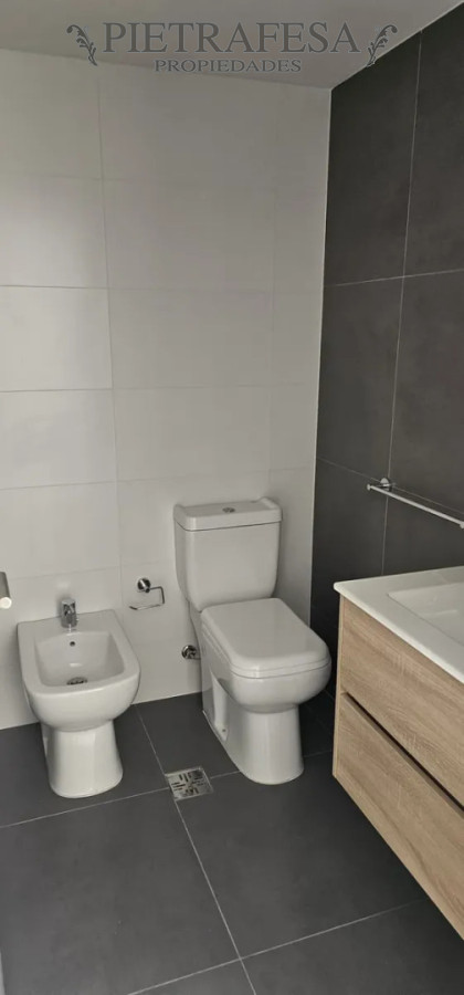Apartamento en alquiler, 1 dormitorio, 1 baño, balcón. Cordon. · Foto 7