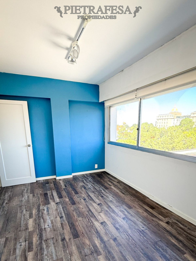 Apartamento en alquiler, 1 dormitorio, 1 baño, garaje. Carrasco. · Foto 8