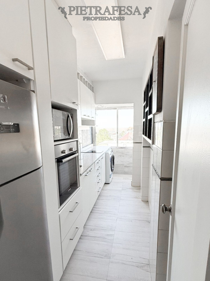 Apartamento en alquiler, 1 dormitorio, 1 baño, garaje. Carrasco. · Foto 5