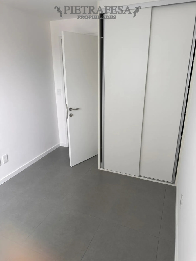 Apartamento en alquiler, 1 dormitorio, 1 baño, terraza. La Blanqueada. · Foto 3