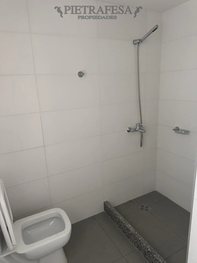 Apartamento en alquiler, 1 dormitorio, 1 baño, terraza. La Blanqueada. · Foto 11