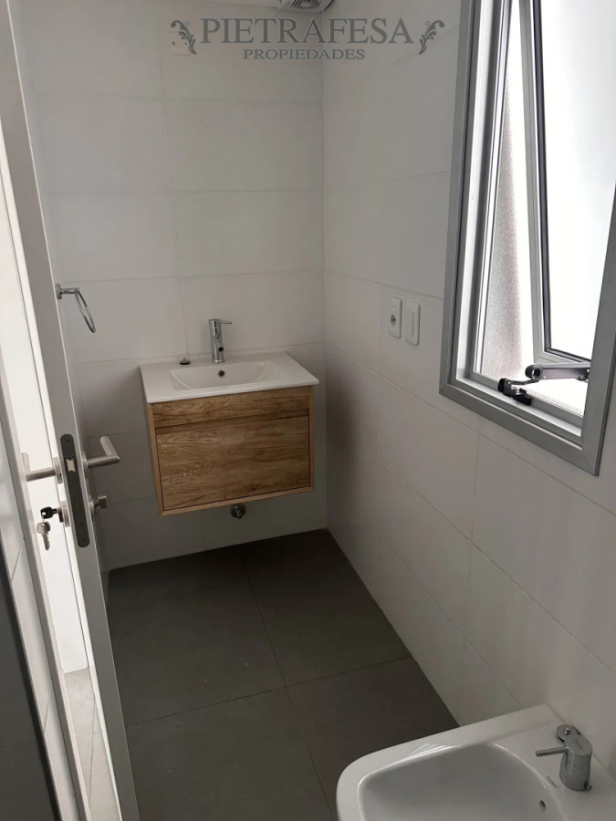 Apartamento en alquiler, 1 dormitorio, 1 baño, terraza. La Blanqueada. · Foto 6