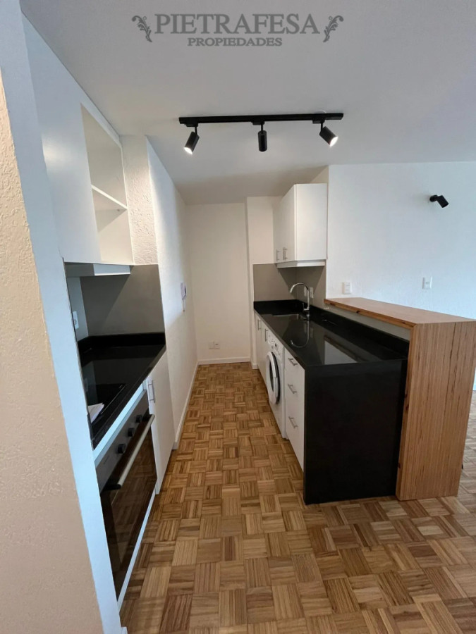 Apartamento en alquiler, 1 dormitorio, 1 baño. Semi equipado. Punta Carretas. · Foto 8