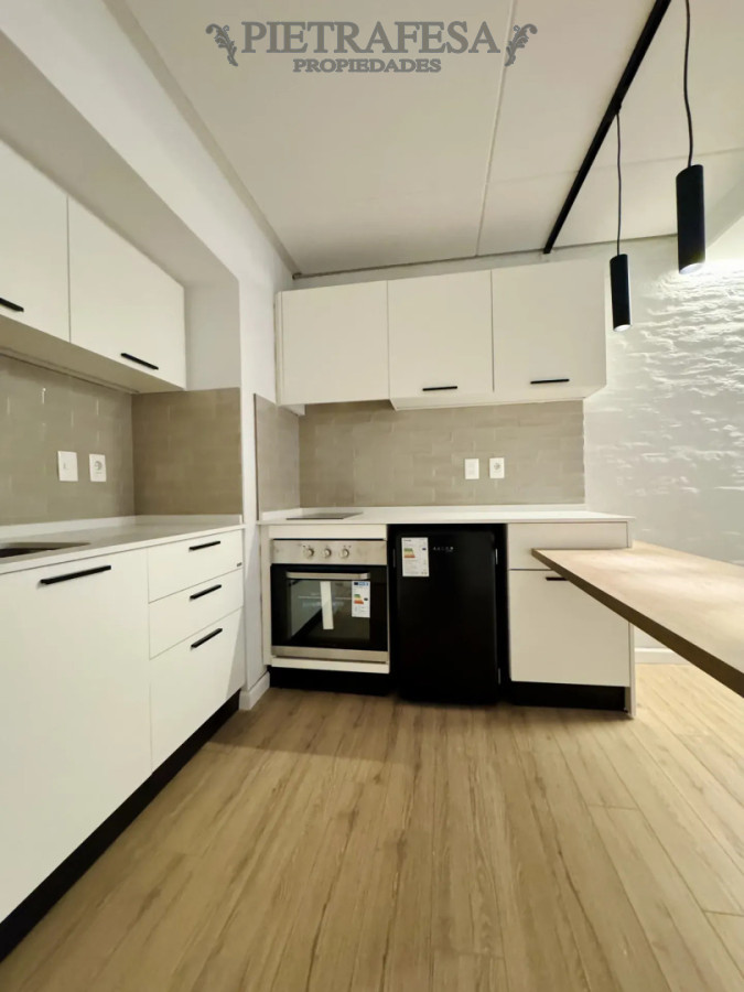 Apartamento en alquiler, monoambiente, 1 baño, terraza, cochera. Barra de Carrasco. · Foto 2