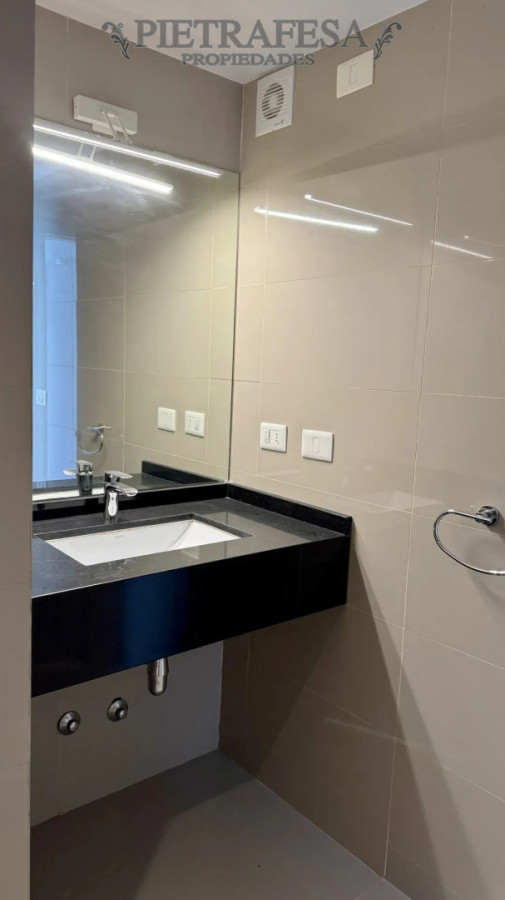 Apartamento en alquiler, monoambiente, 1 baño, terraza, cochera. Barra de Carrasco. · Foto 7