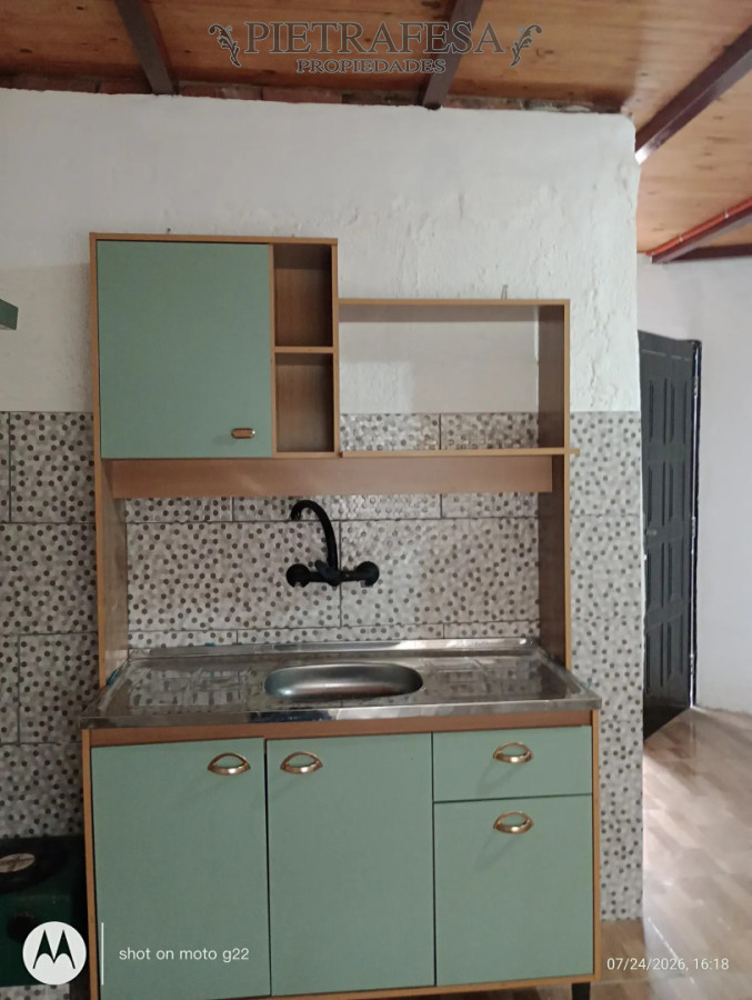 Apartamento en alquiler, 2 dormitorios, 1 baño. Cerro.