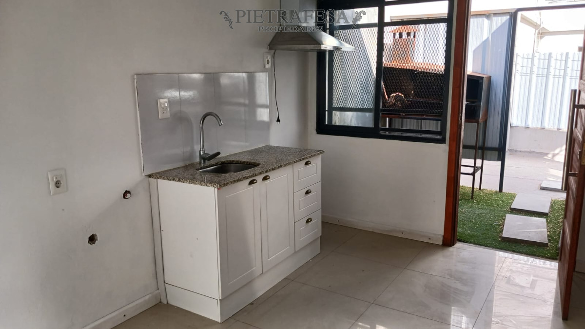 Monoambiente en alquiler - Colonia - Tres Cruces · Foto 5