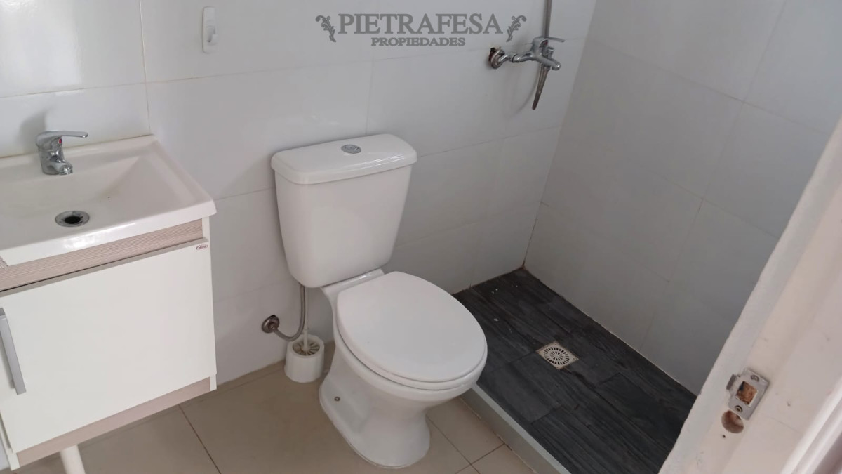 Monoambiente en alquiler - Colonia - Tres Cruces · Foto 6