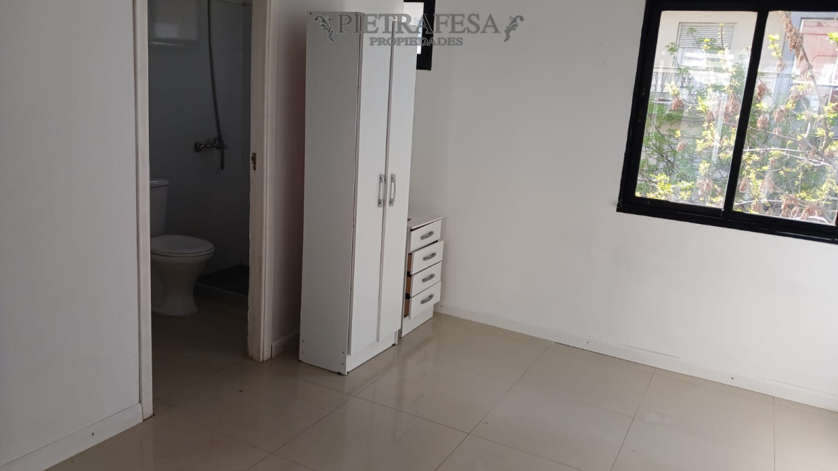 Monoambiente en alquiler - Colonia - Tres Cruces · Foto 3