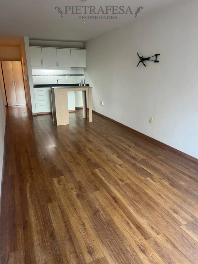 ALQUILER - JOSÉ ELLAURI, MONOAMBIENTE, UN BAÑO · Foto 4