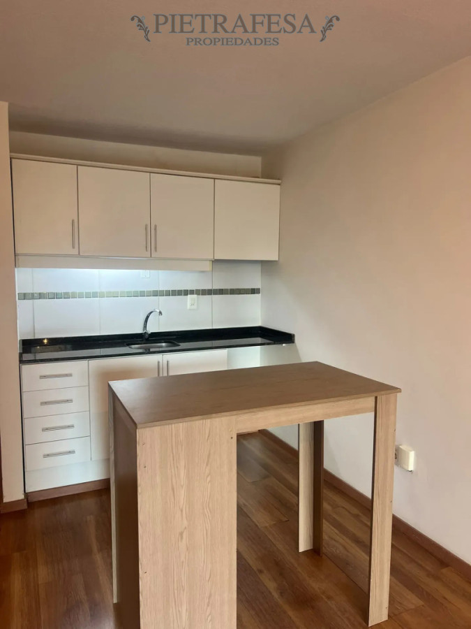 ALQUILER - JOSÉ ELLAURI, MONOAMBIENTE, UN BAÑO · Foto 7