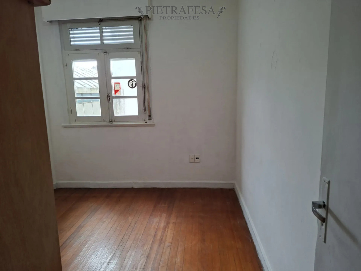 Apartamento en alquiler, 3 dormitorios, 2 baños. Cordón. · Foto 7