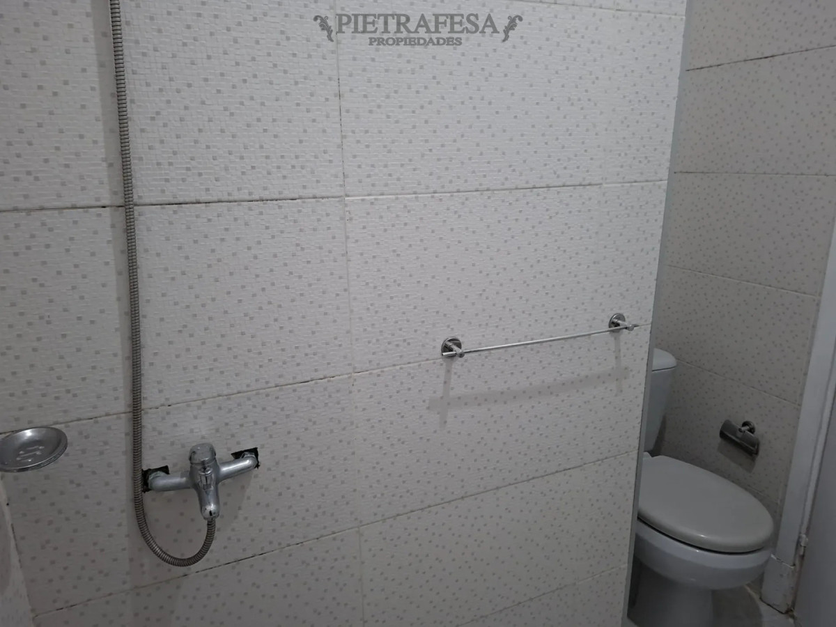 Apartamento en alquiler, 3 dormitorios, 2 baños. Cordón. · Foto 9