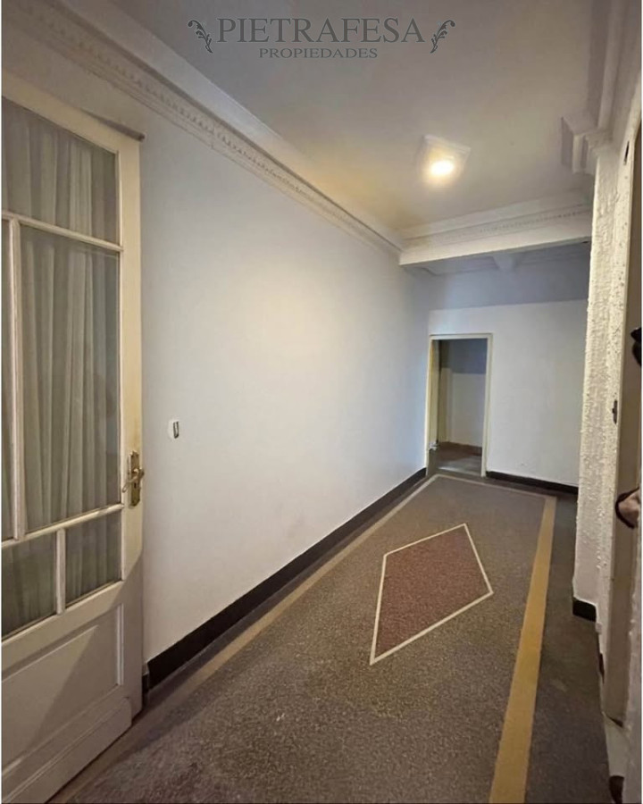 Apartamento en alquiler, 3 dormitorios, 1 baño. Cordón.
