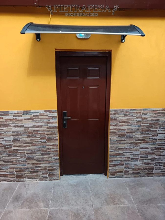 VENTA - APARTAMENTO DE DOS DORMITORIOS CON PATIO Y PARRILLERO - AIRES PUROS