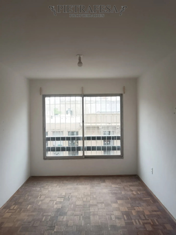 Apartamento en alquiler, 2 dormitorios, 1 baño. Palermo.