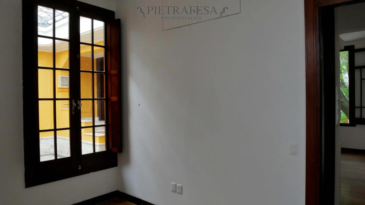 Apartamento en alquiler 1 dormitorio, 1 baño, terraza con parrillero. Pocitos. · Foto 3