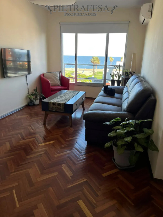 Apartamento en alquiler, 2 dormitorios, 1 baño. Palermo.