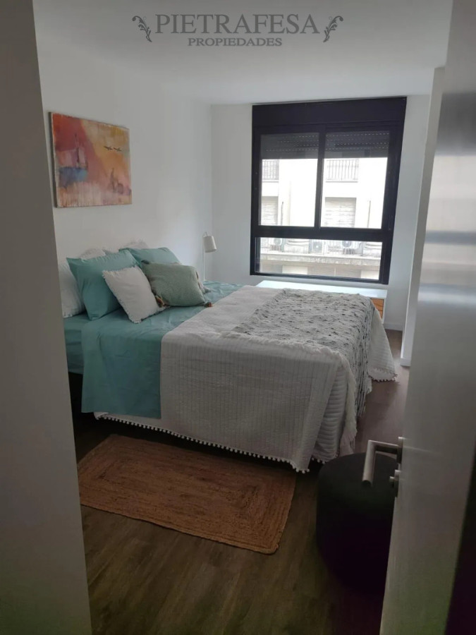 Apartamento en alquiler, 1 dormitorio, 1 baño, balcón, garaje. Centro. · Foto 9