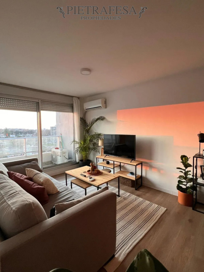 Apartamento en alquiler, 1 dormitorio, 1 baño, terraza. Malvin. · Foto 11