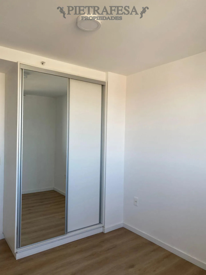 Apartamento en alquiler, 1 dormitorio, 1 baño, terraza. Malvin. · Foto 8