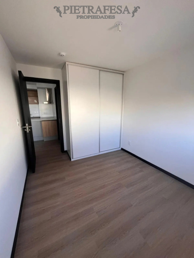 Apartamento en alquiler, 1 dormitorio, 1 baño, terraza, garaje. Parque Batlle. · Foto 8