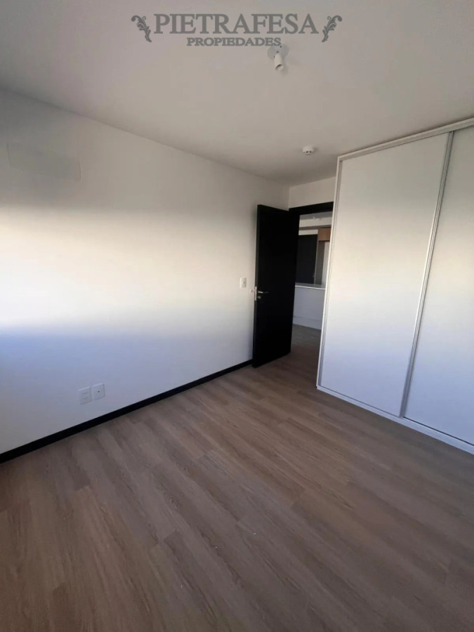 Apartamento en alquiler, 1 dormitorio, 1 baño, terraza, garaje. Parque Batlle. · Foto 9