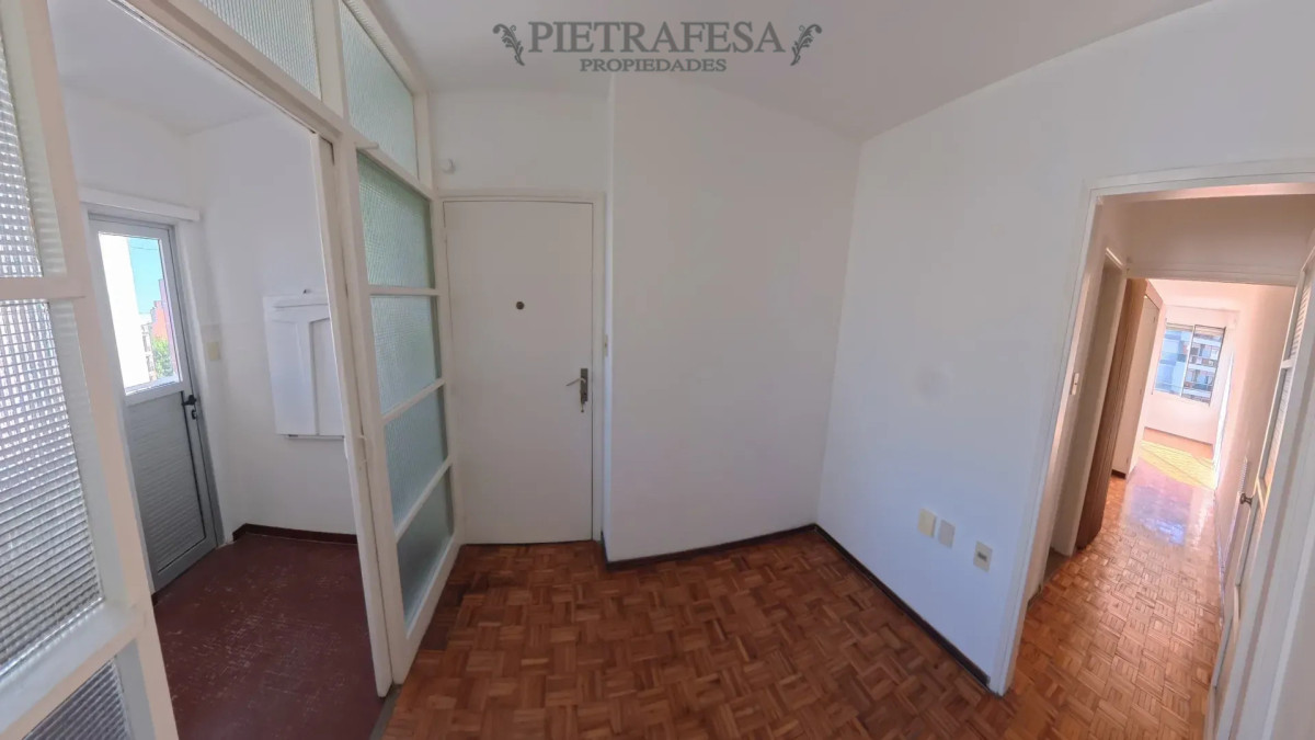 Apartamento en alquiler, 1 dormitorio, 1 baño. Tres Cruces. · Foto 10