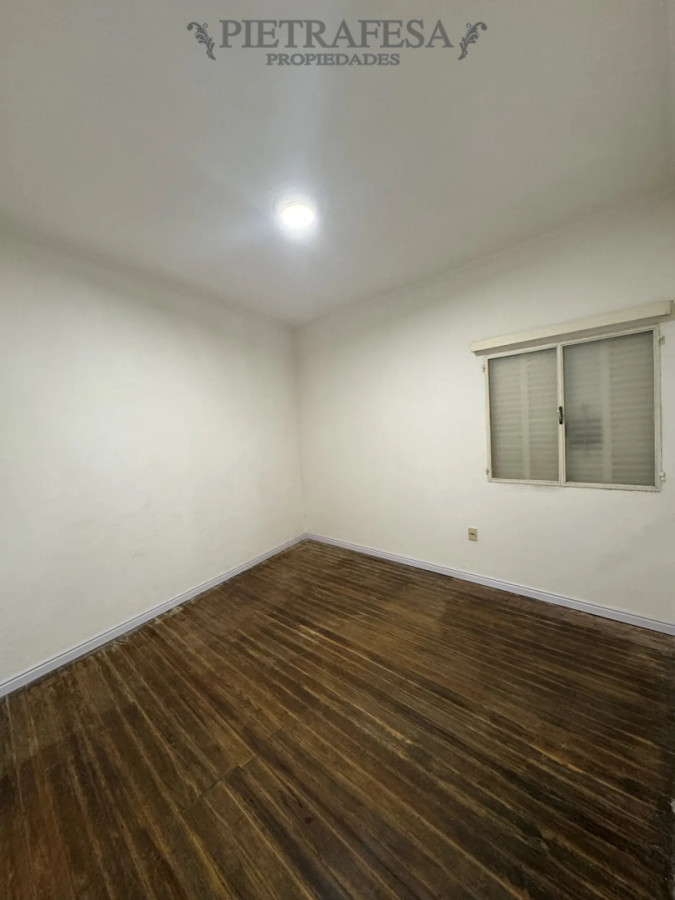 Apartamento en alquiler, 1 dormitorio, 1 baño, patio. Cordón. · Foto 8