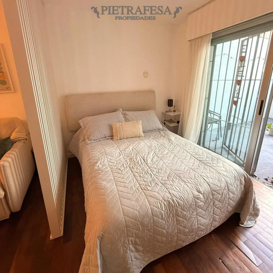 Apartamento en alquiler, monoambiente, 1 baño, patio, garaje. Punta Carretas. · Foto 8