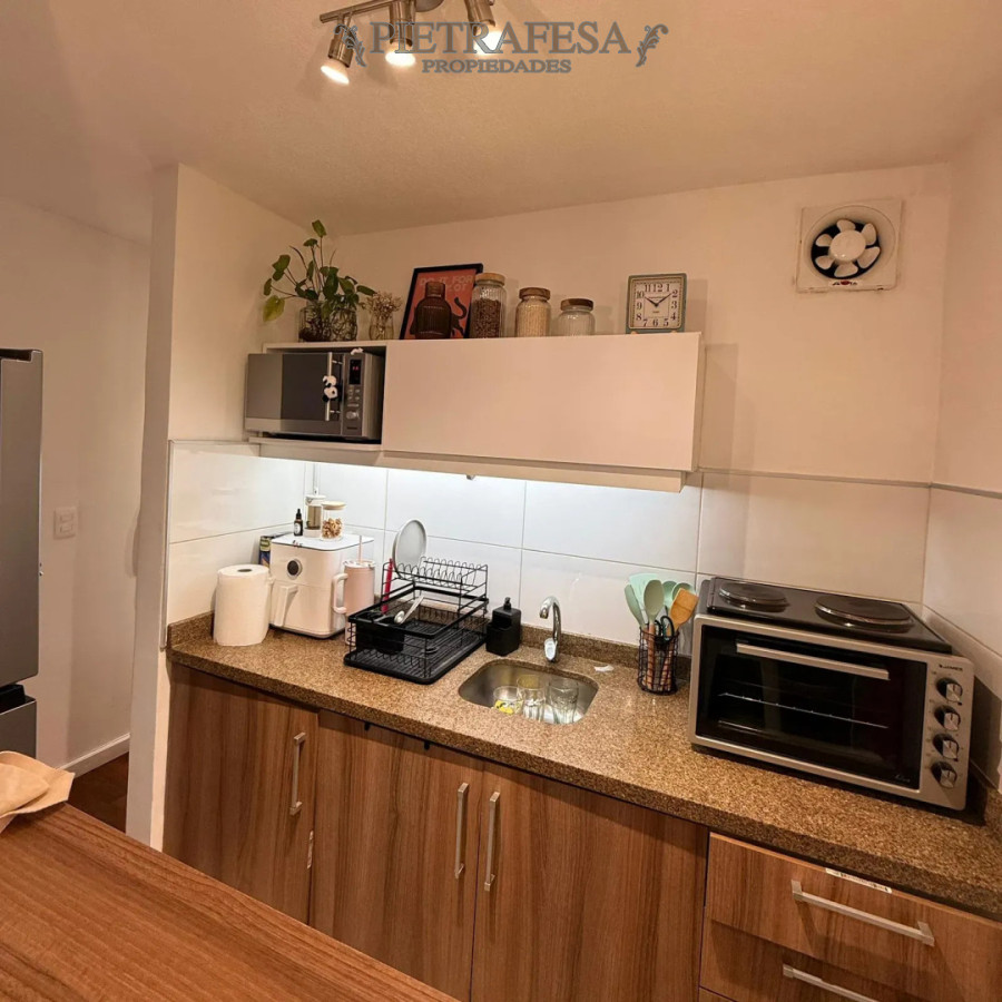 Apartamento en alquiler, monoambiente, 1 baño, patio, garaje. Punta Carretas. · Foto 6