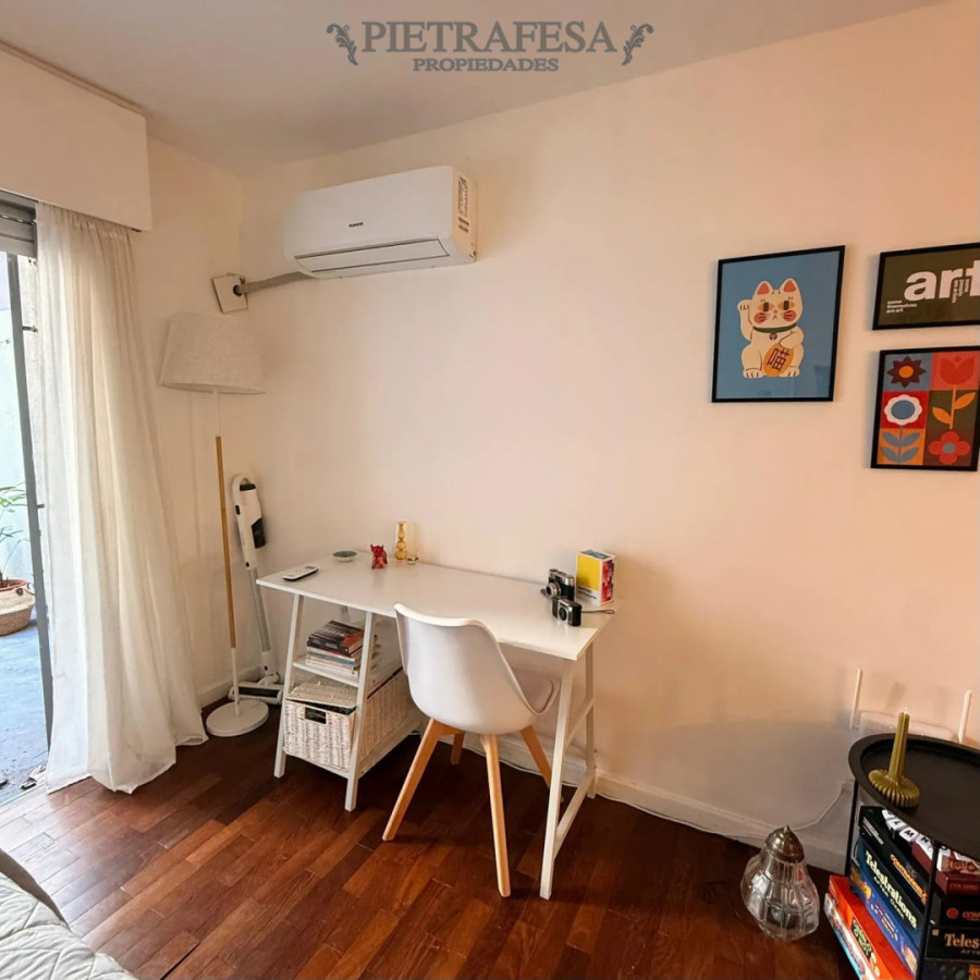 Apartamento en alquiler, monoambiente, 1 baño, patio, garaje. Punta Carretas. · Foto 3