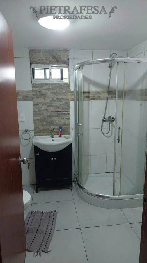 Casa en alquiler, 2 dormitorios, 1 baño. El Pinar.