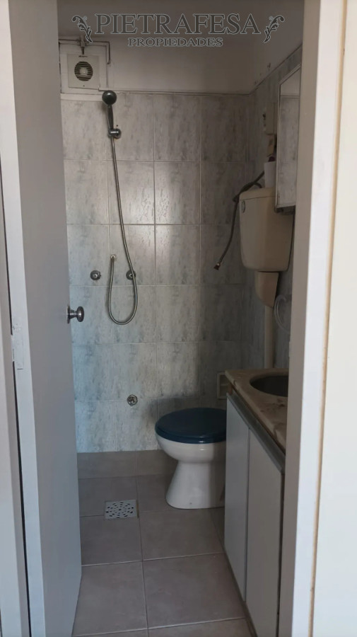 Apartamento en alquiler, monoambiente, 1 baño. Cordón. · Foto 10