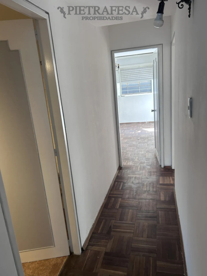 Apartamento en alquiler, 2 dormitorios, 1 baño. Centro. · Foto 4