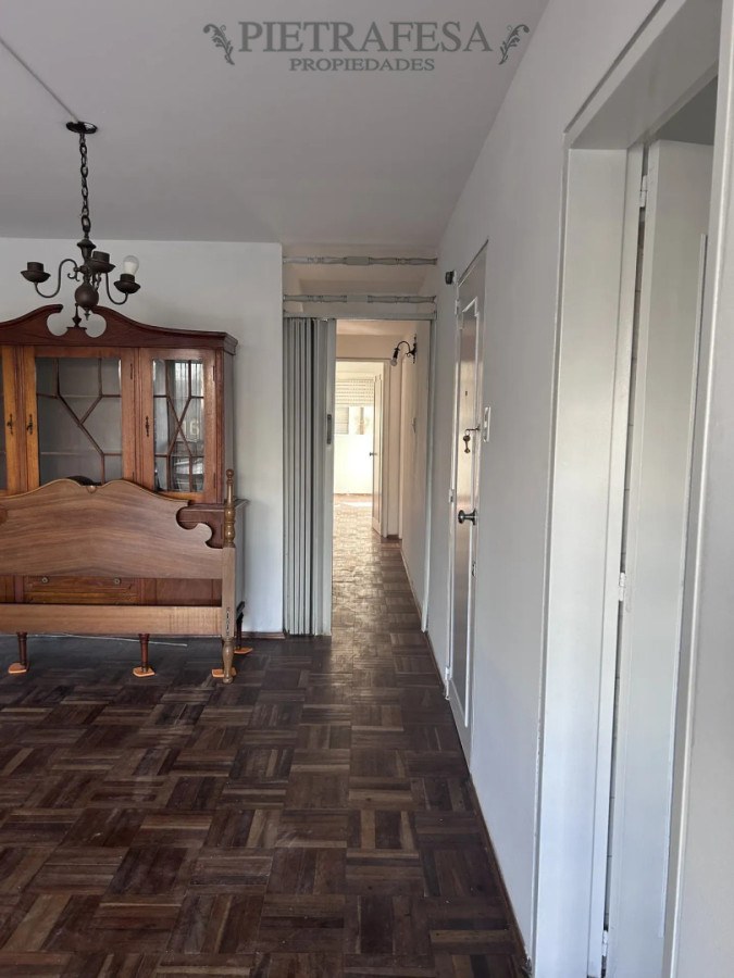 Apartamento en alquiler, 2 dormitorios, 1 baño. Centro. · Foto 2