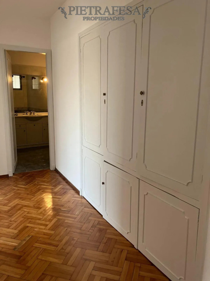 Apartamento en alquiler, 2 dormitorios, 2 baños, terraza, garaje. Pocitos. · Foto 6