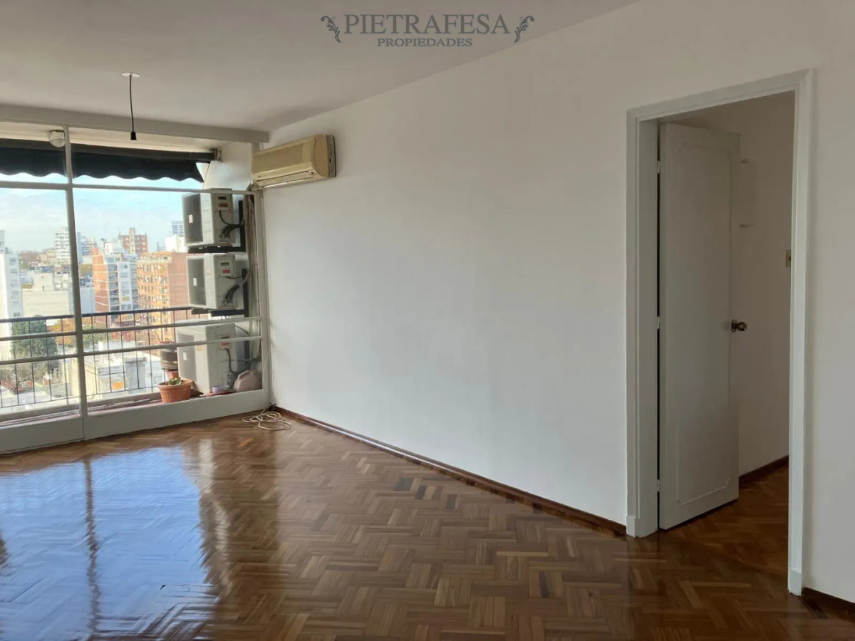 Apartamento en alquiler, 2 dormitorios, 2 baños, terraza, garaje. Pocitos. · Foto 2