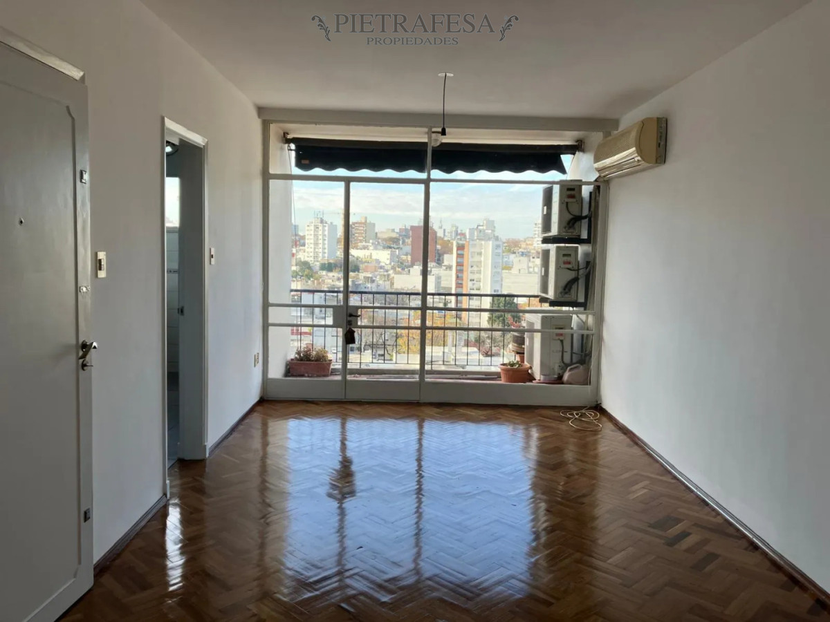 Apartamento en alquiler, 2 dormitorios, 2 baños, terraza, garaje. Pocitos. · Foto 1