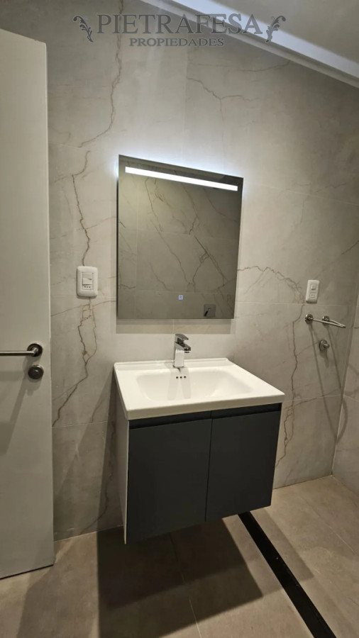 Apartamento en alquiler, 1 dormitorio, 1 baño, terraza. Ciudad Vieja. · Foto 7
