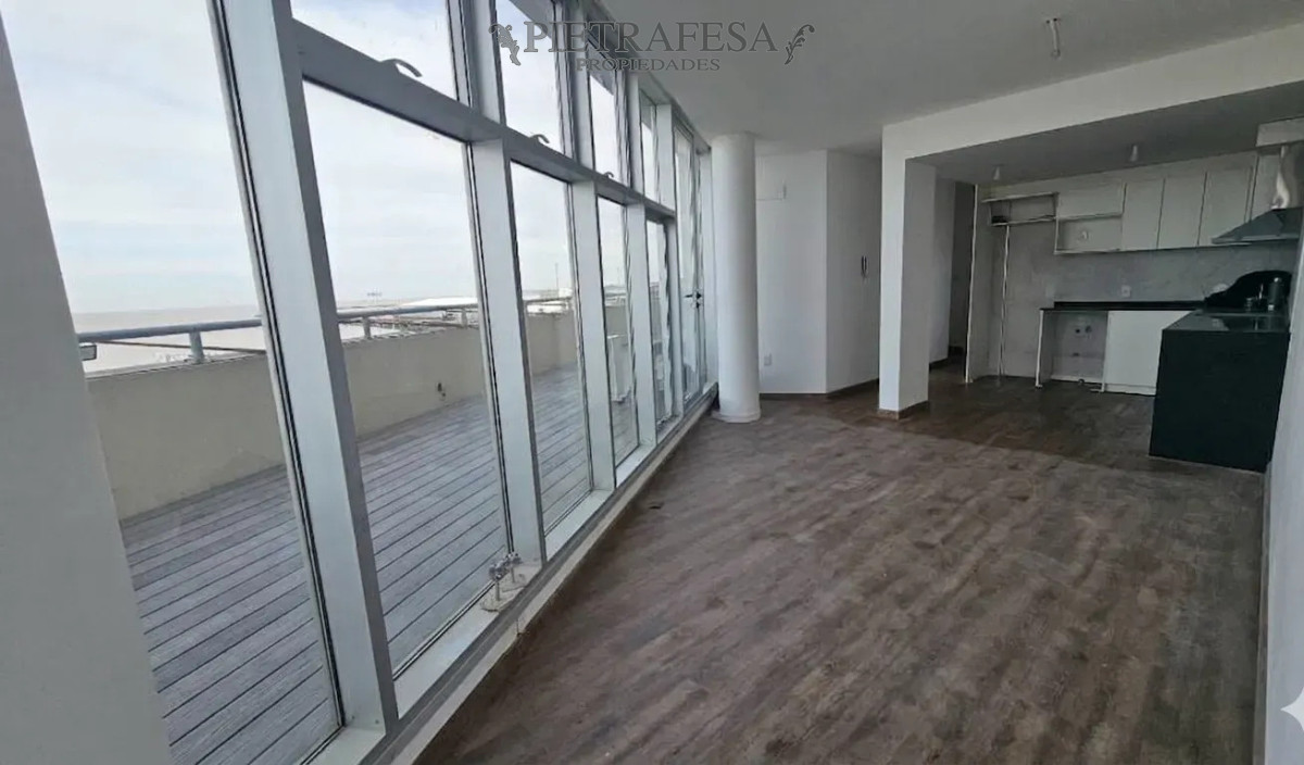 Apartamento en alquiler, 1 dormitorio, 1 baño, terraza. Ciudad Vieja. · Foto 1