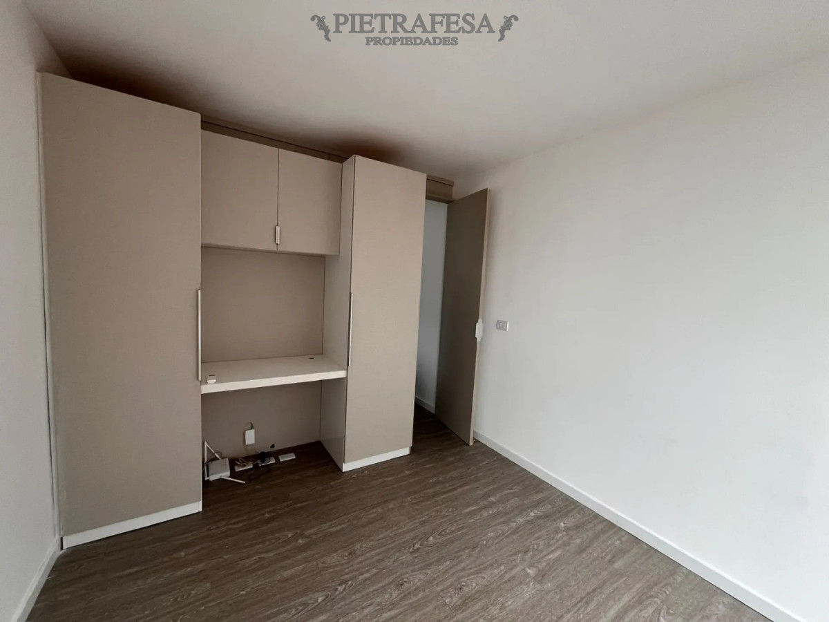 Apartamento en alquiler, 1 dormitorio, 1 baño. Barrio Sur. · Foto 11