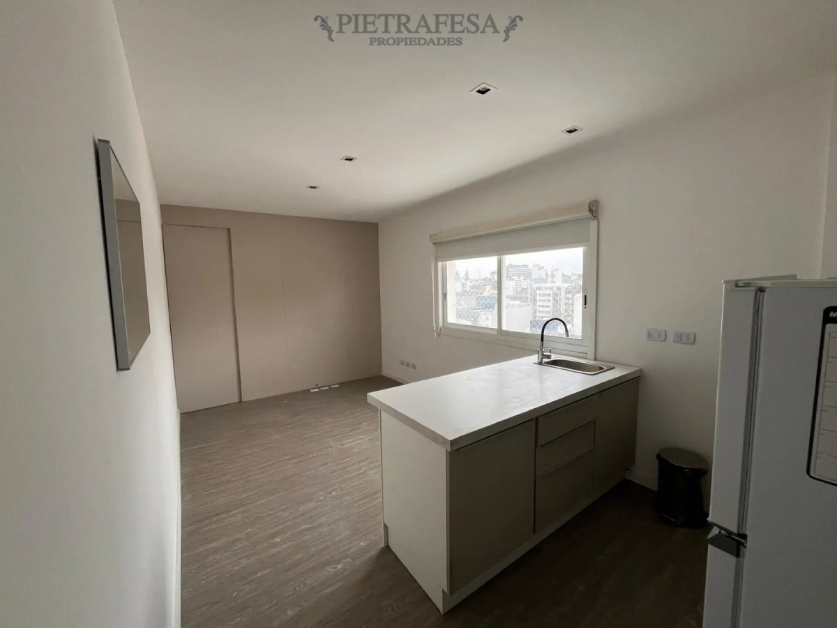 Apartamento en alquiler, 1 dormitorio, 1 baño. Barrio Sur. · Foto 2
