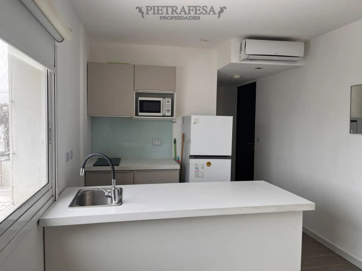 Apartamento en alquiler, 1 dormitorio, 1 baño. Barrio Sur. · Foto 7
