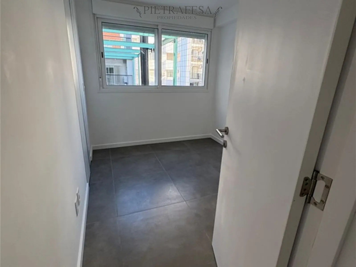 Apartamento en alquiler, 2 dormitorios, 2 baños, terraza, garaje. Punta Carretas. · Photo 11