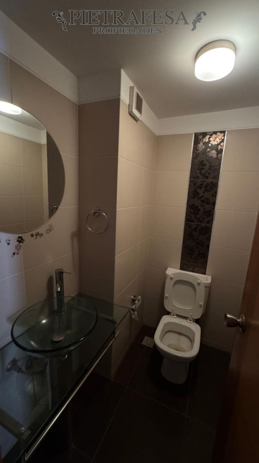 Apartamento en alquiler, 3 dormitorios, 3 baños, terraza, garaje doble. Malvin. · Foto 12