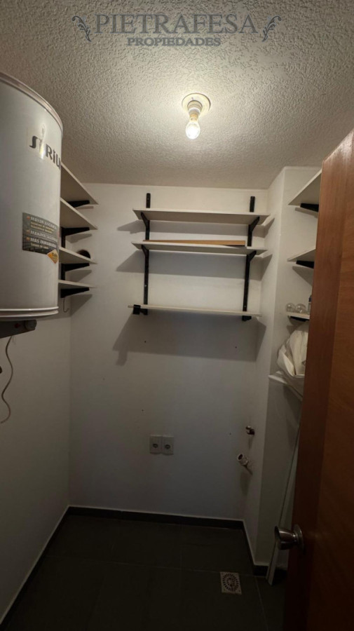 Apartamento en alquiler, 3 dormitorios, 3 baños, terraza, garaje doble. Malvin. · Foto 7